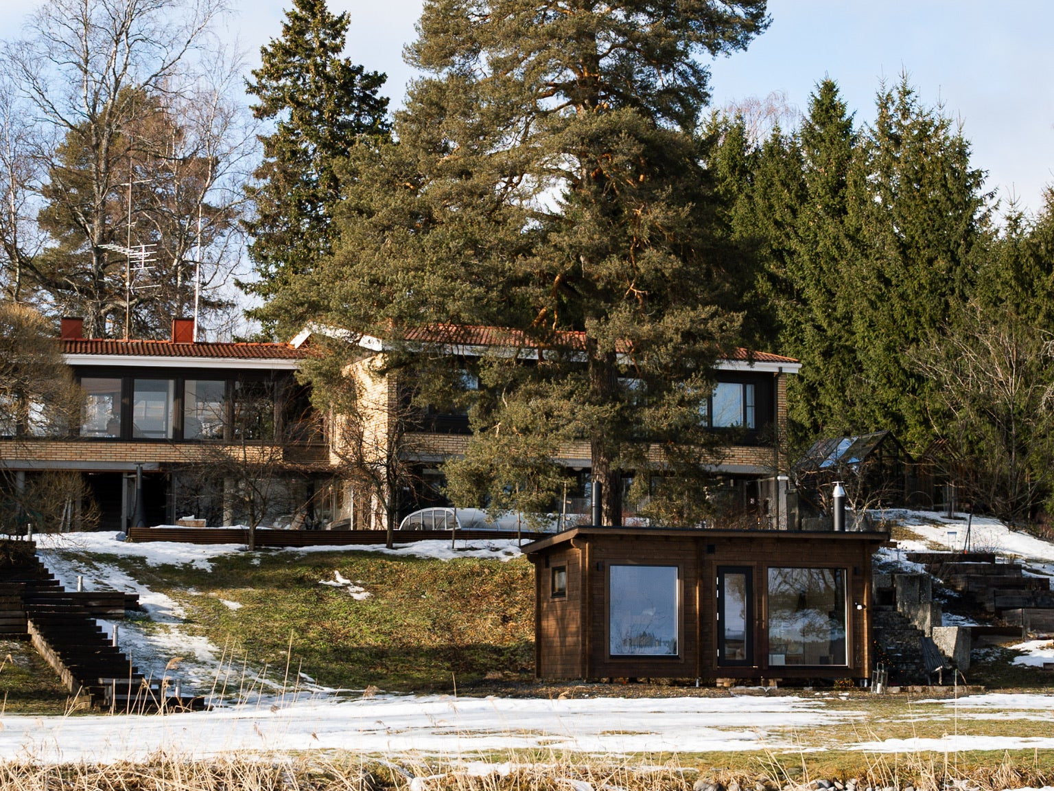 How to Host the Perfect Sauna Get-Together with Friends