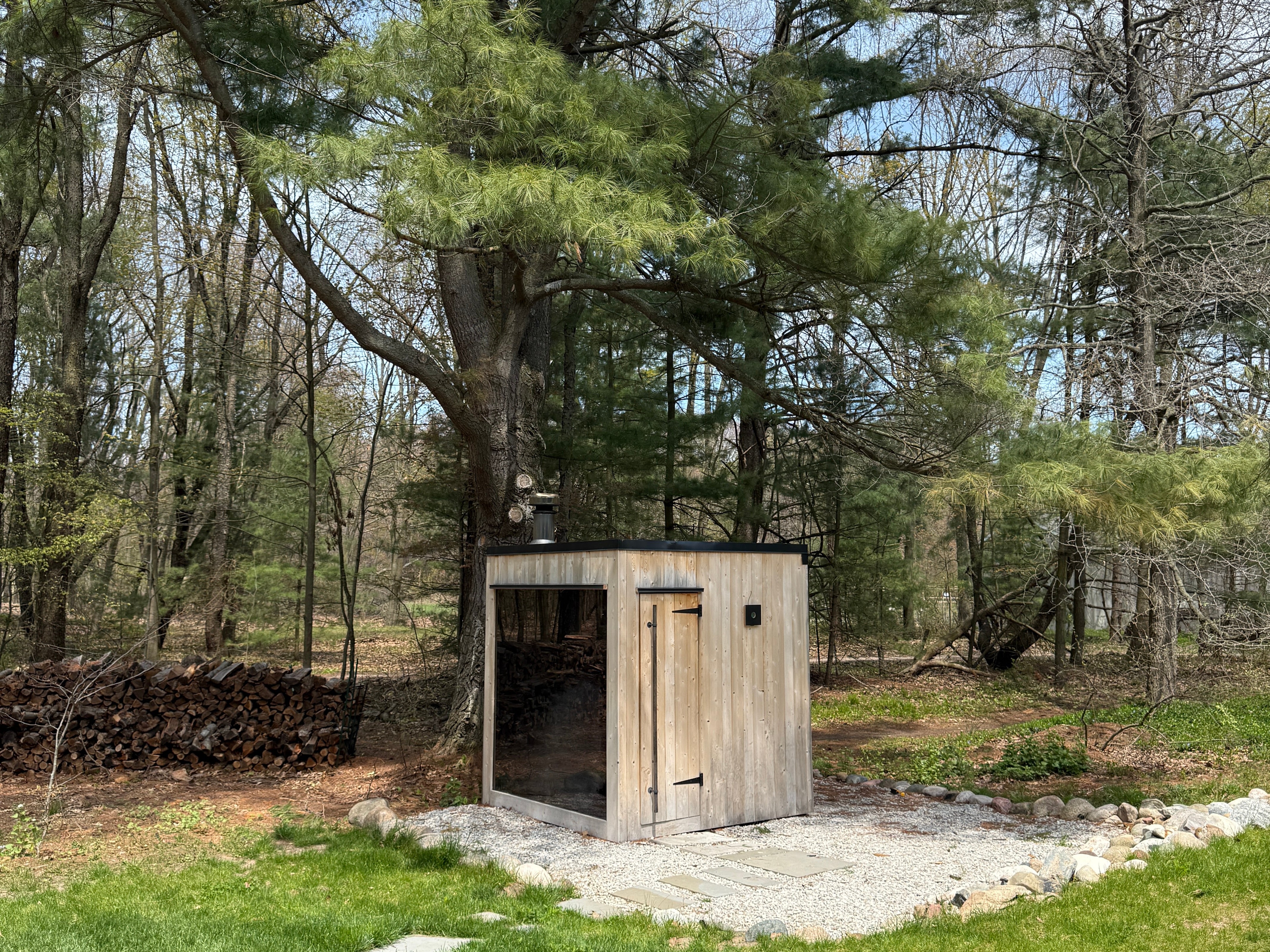 Sauna and Sleep : Why Does Sauna Make You Sleep Like A Kid Again