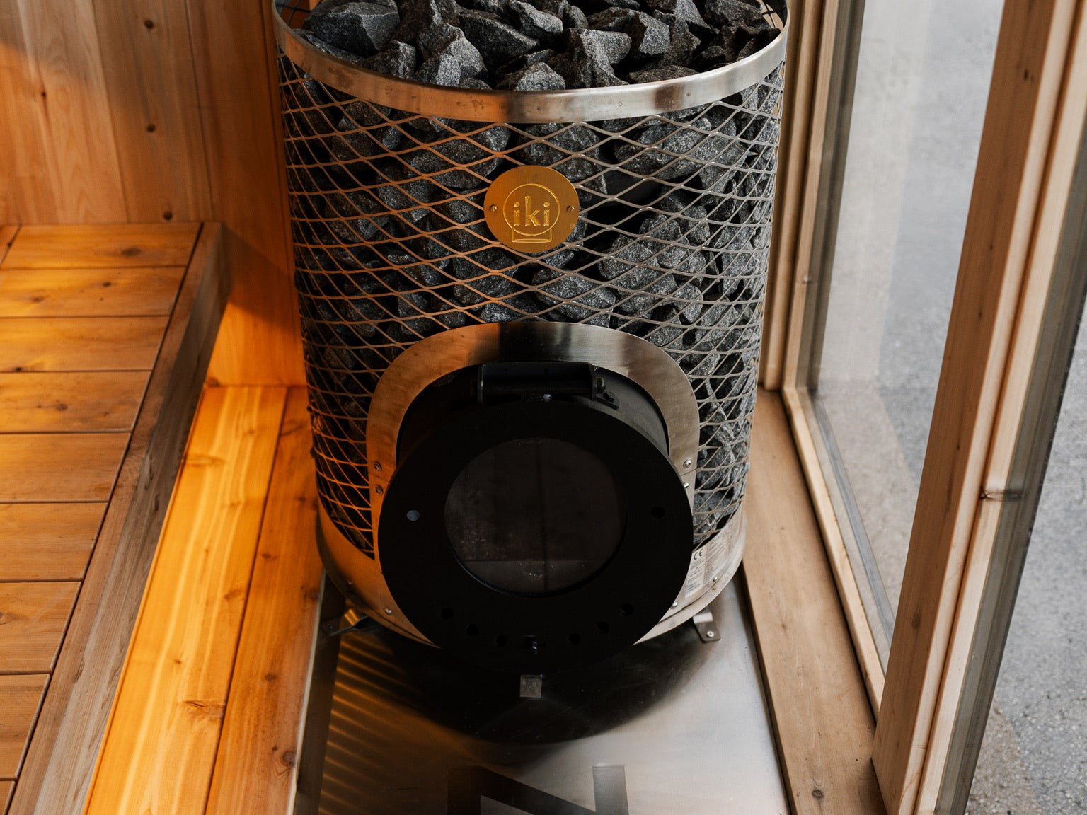 Wood-Fired vs. Electric Sauna: Understanding What Really Matters