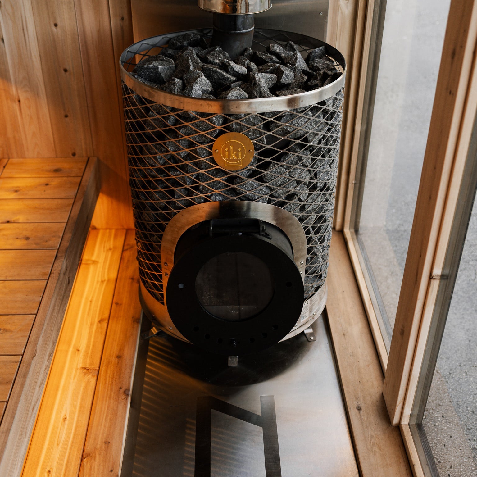 Wood-Fired vs. Electric Sauna: Understanding What Really Matters
