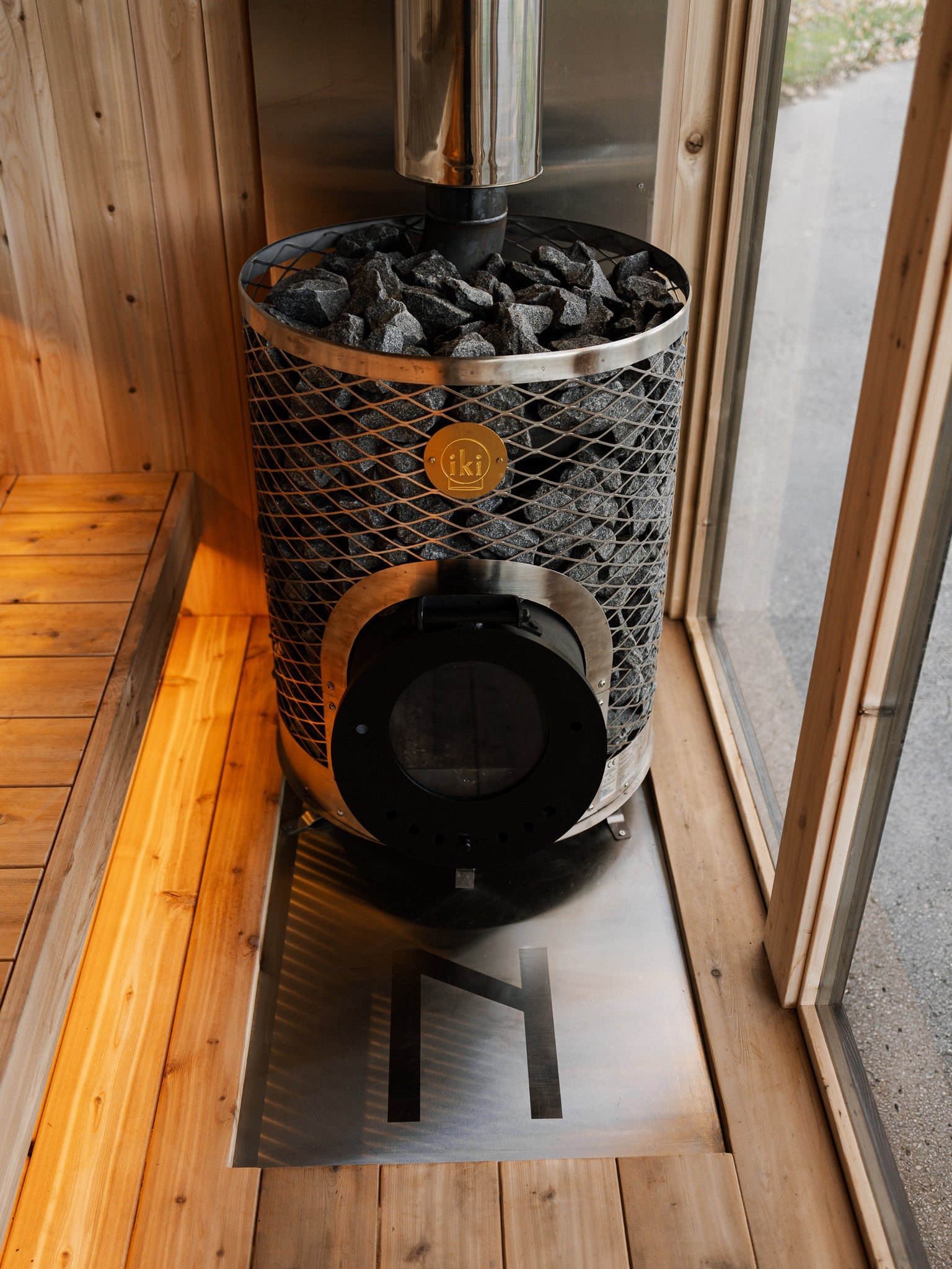 Wood-Fired vs. Electric Sauna: Understanding What Really Matters