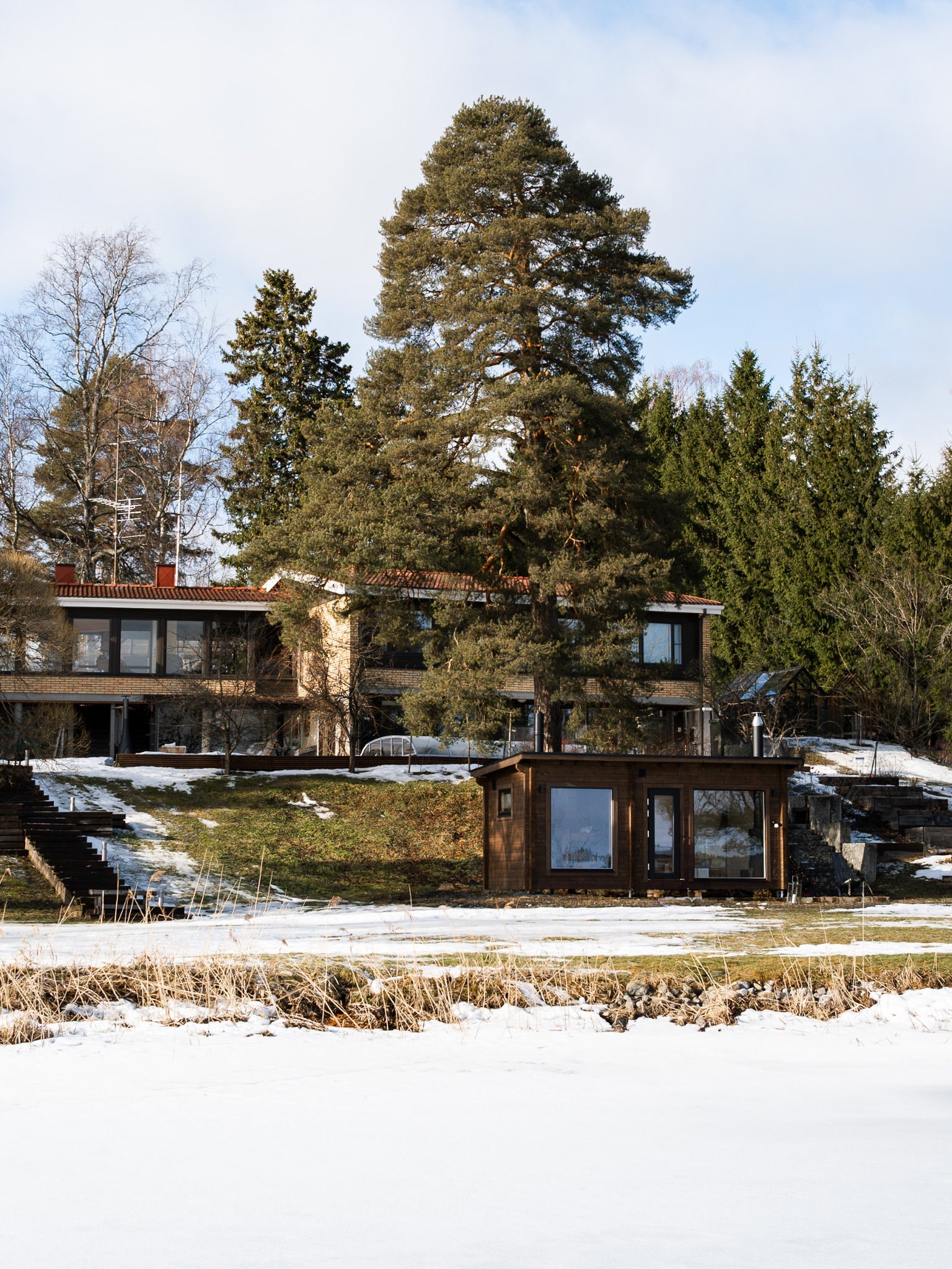 How to Host the Perfect Sauna Get-Together with Friends