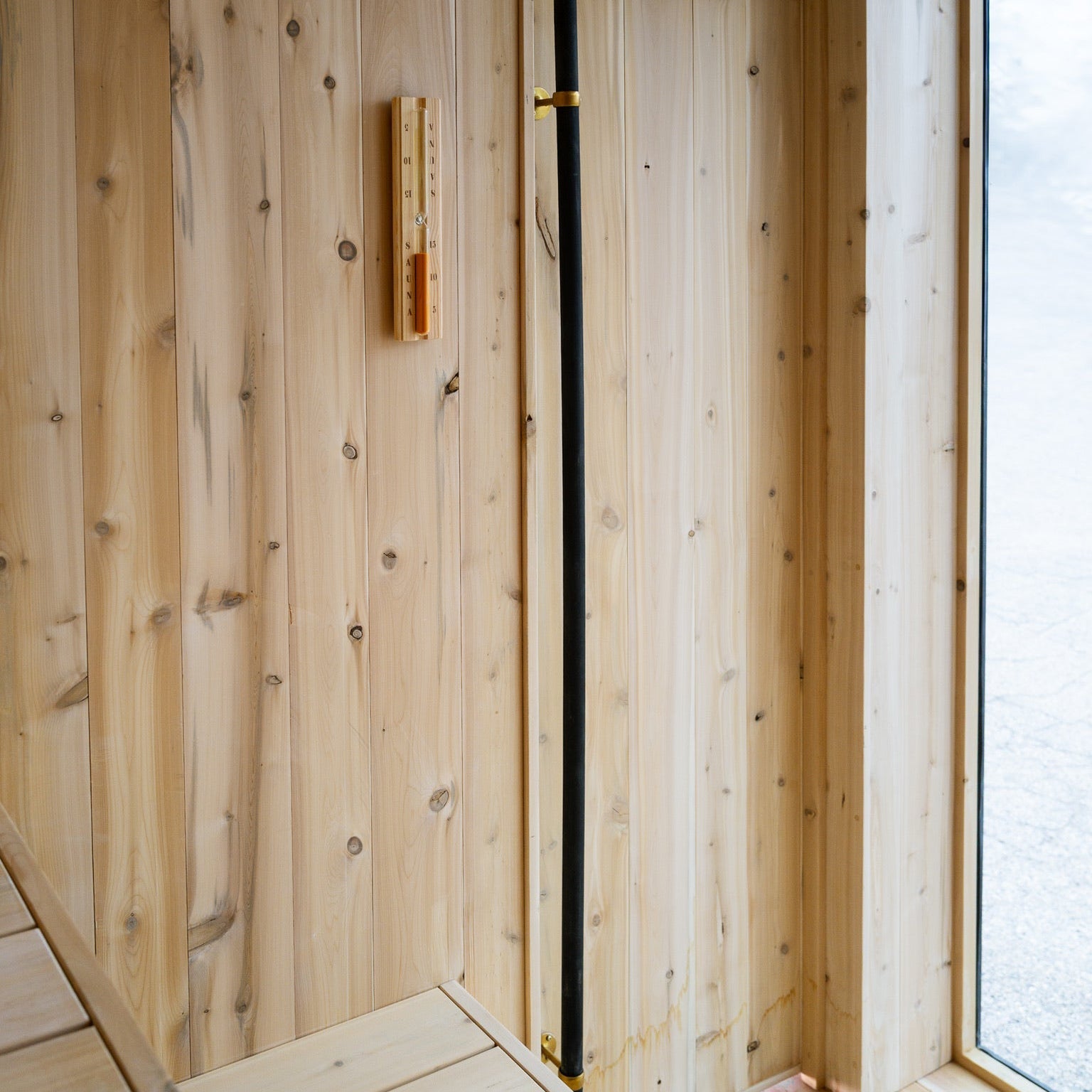 Does Sauna Boost Your Immune System? A New Study Just Explained the "Glancing Blow"